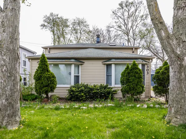303 Merrill Ave, Calumet City, IL 60409
