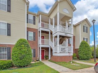 300 Bubble Creek Ct UNIT 5, Fayetteville, NC 28311
