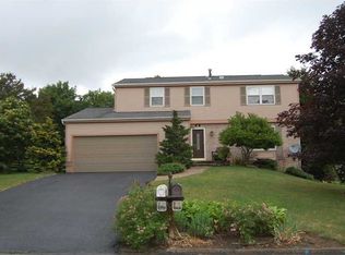 11 Brattleboro Dr, Greensburg, PA 15601