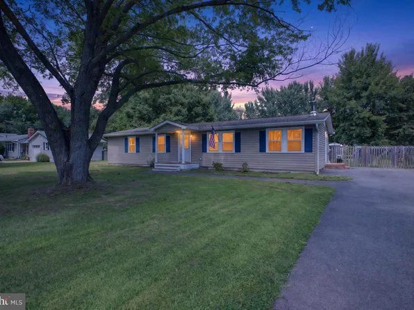 108 Oregon Rd, Stevensville, MD 21666