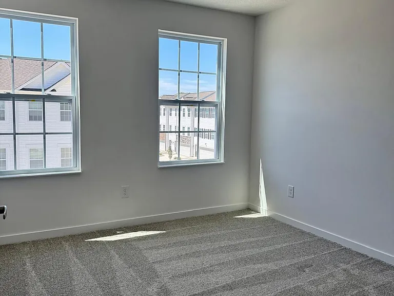 130 Sitka Willow Dr — Photo 25