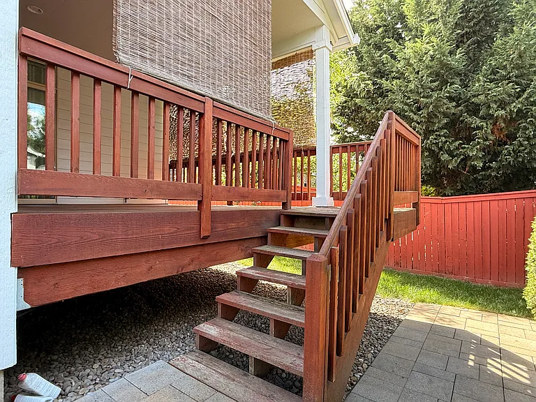2626 NE Hawthorne Cir — Photo 20
