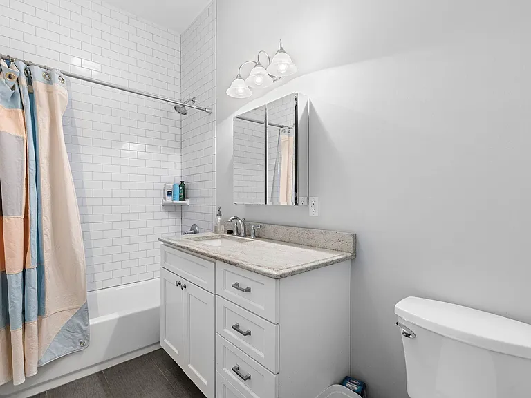61 Reservoir Ave #3 — Photo 11