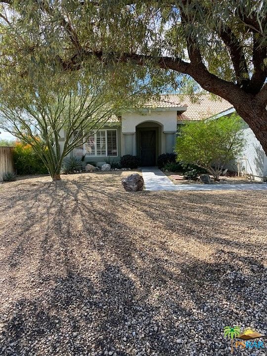 1st image of 65583 Avenida Cadena