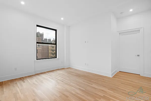 Rented by Mirador Real Estate | media 44