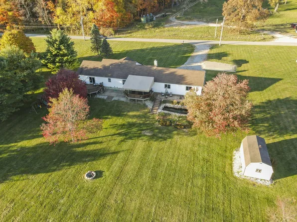 645 Refugee Rd SE, Hebron, OH 43025