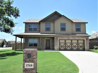 1748 Bull Elk Dr, Stephenville, TX 76401