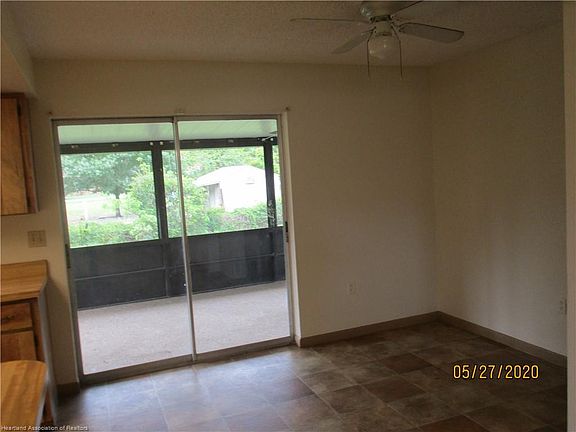 5th image of 1591 Buck St