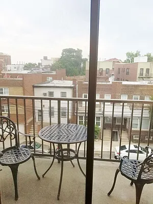 Rented by Voro, LLC | media 6