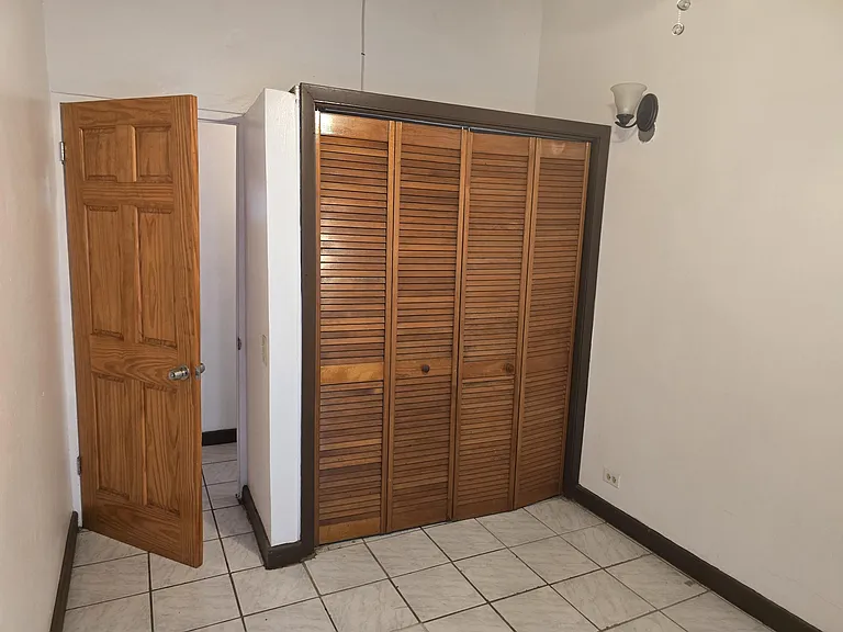 176 Golden Rock Est — Photo 18