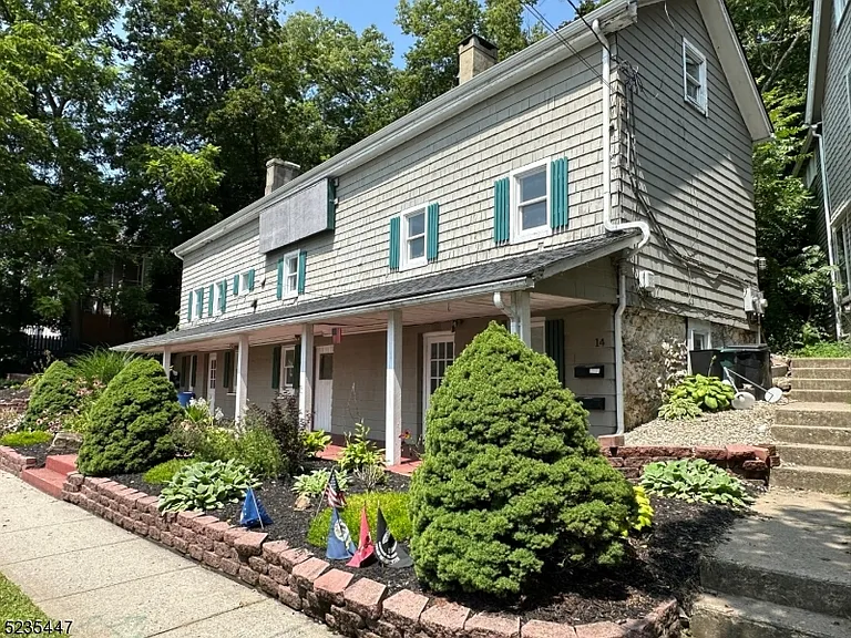 14 W Main St #A — Photo 1