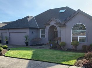 834 Creekside Dr SE, Salem, OR 97306
