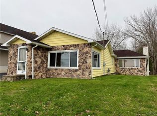 6214 Muskrat Bay Rd, Brewerton, NY 13029