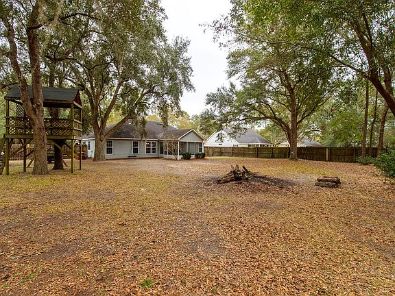 3rd image of 5812 Live Oak Dr