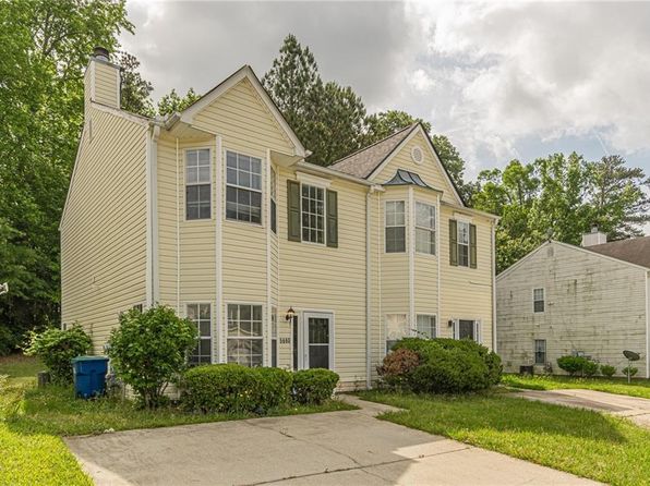 5680 Hampton Ct, Atlanta, GA 30349