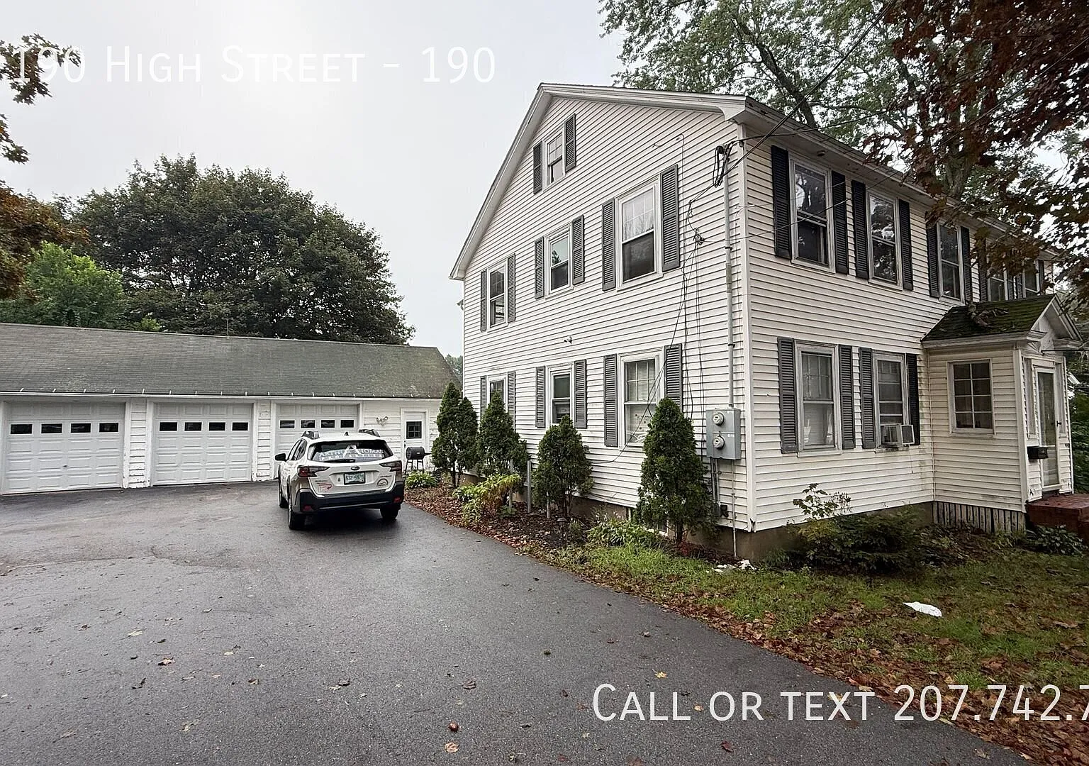 Large 2 BR second floor apartment with garage and laundry hook-ups — Photo 2