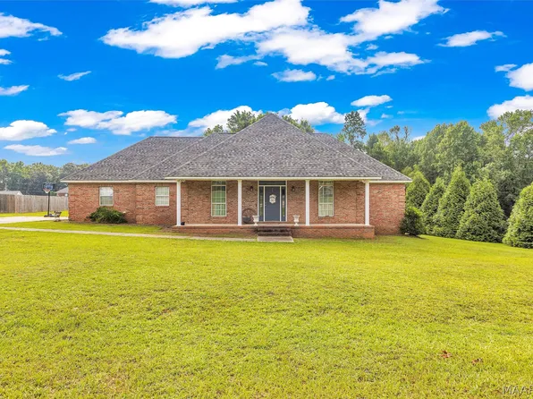 132 White Oak Ln, Tallassee, AL 36078