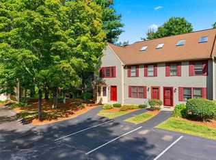 114 Bartemus Trl, Nashua, NH 03063