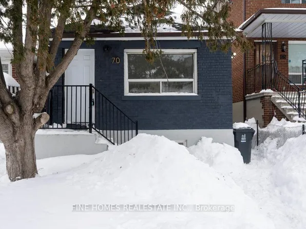 70 Dunraven Dr, Toronto, ON M6M 1H2