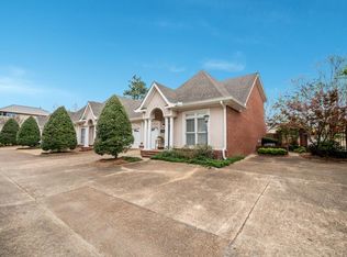 100 Carrage Cv, Oxford, MS 38655