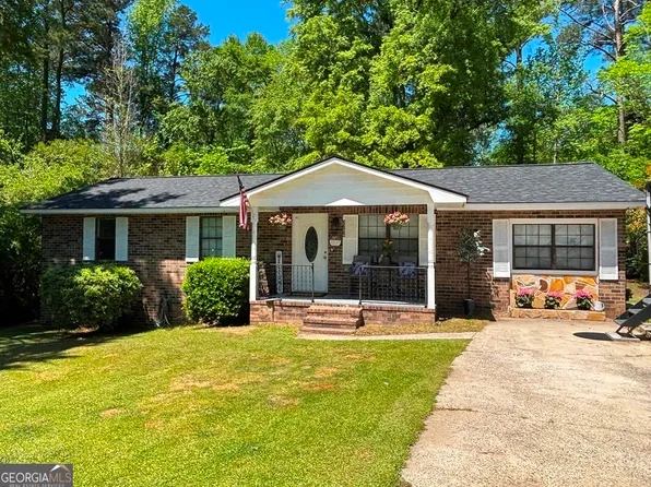 2290 Prince Ct, Milledgeville, GA 31061