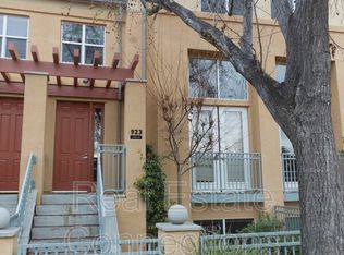 923 Camille Ln, Mountain View, CA 94040