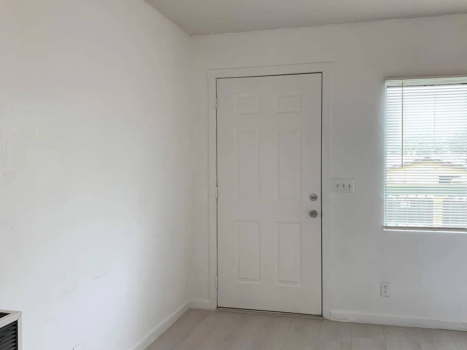 1 bed, 550 sqft, $1,795 — Photo 2