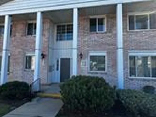 21540 Saint Gertrude St #12, Saint Clair Shores, MI 48081