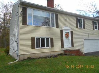 1817 Gary Dr, Vestal, NY
