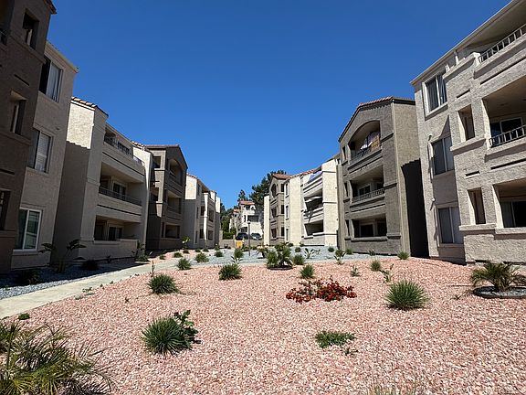 3rd image of 2040 Las Colinas Cir Unit 101
