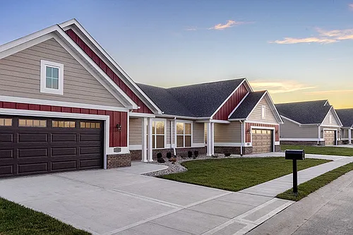 The Villas at Hartman Lakes Photo 1
