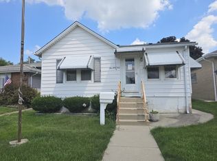 541 McCarthy St, Lemont, IL 60439