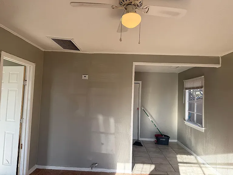 1931 E Monte Vista Rd #15 — Photo 6