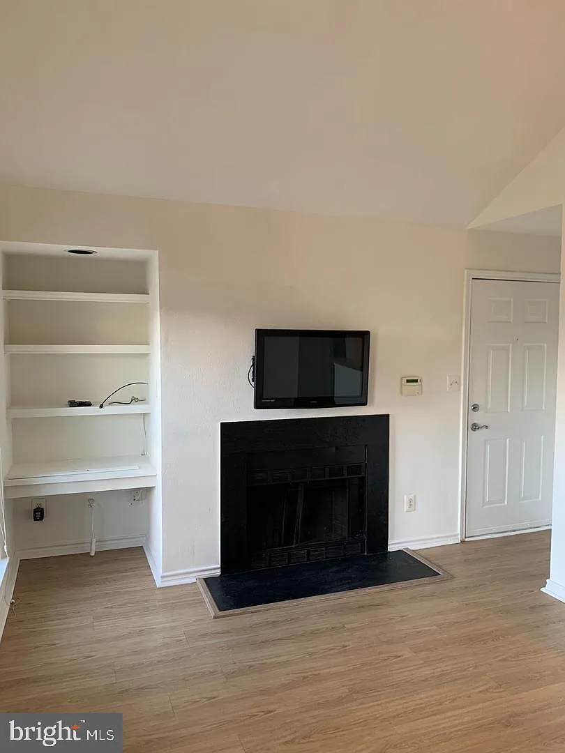 Building Photo - 12161 Penderview Ter #938