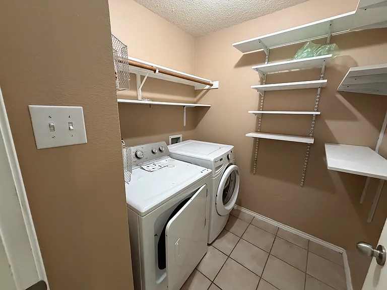 9837 Carter Dr — Photo 14