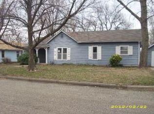 815 N Olive St, Wellington, KS 67152