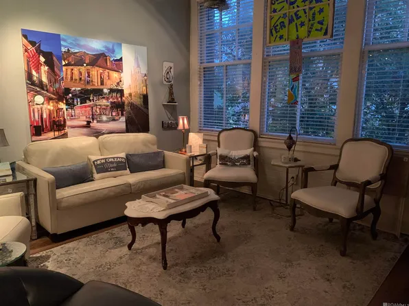 1111 S Peters St APT 301, New Orleans, LA 70130