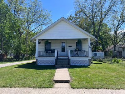 470 W Thomas St, Marshall, MO, 65340
