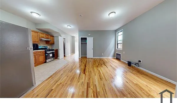 122 Targee St #2 — Photo 5