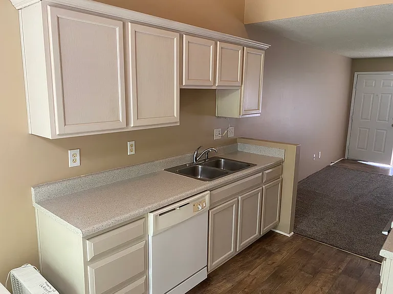 7348 N Lane Ave — Photo 4