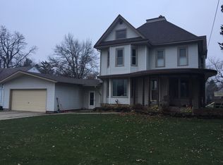 801 W Main St, Warren, IL 61087