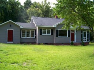 205 McArthur Dr, Rockingham, NC 28379