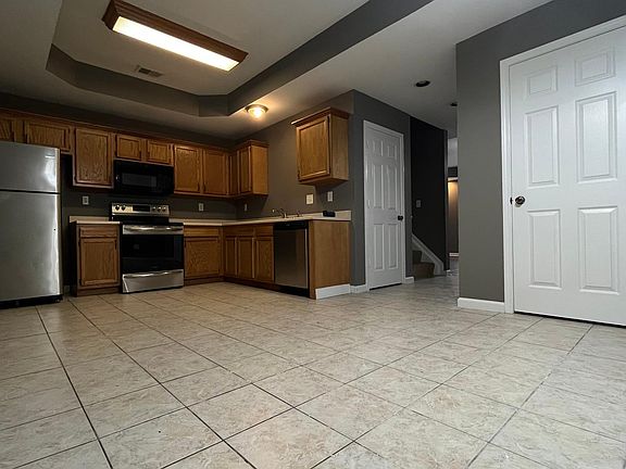 5th image of 112 Homestead Dr