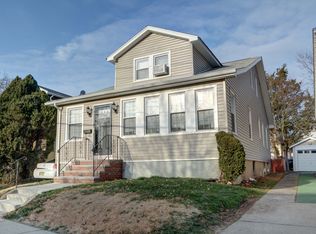 87 Jacoby St, Maplewood, NJ 07040