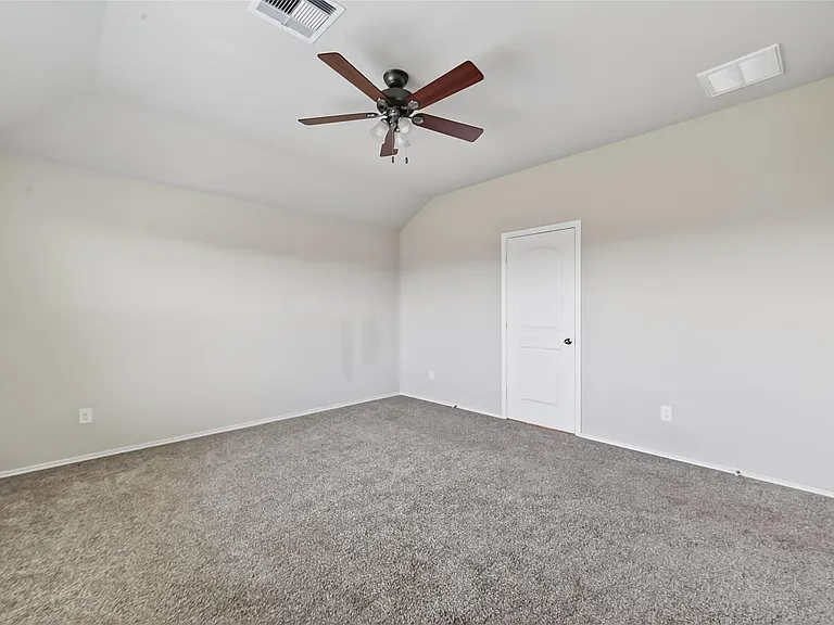 20926 Belmont Village Way — Photo 38