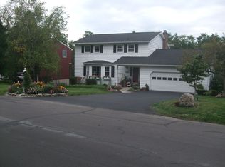 4818 Westfield Dr, Manlius, NY 13104