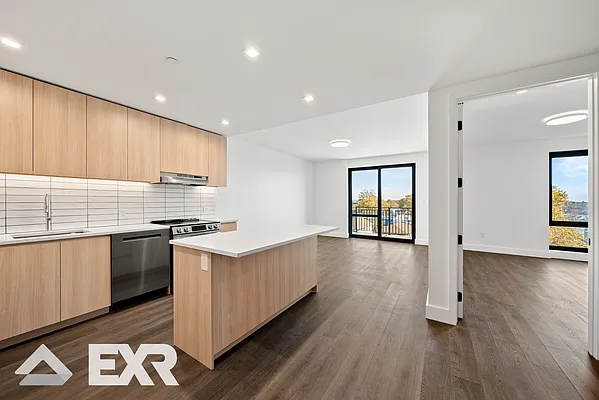 Rented by EXR | media 2