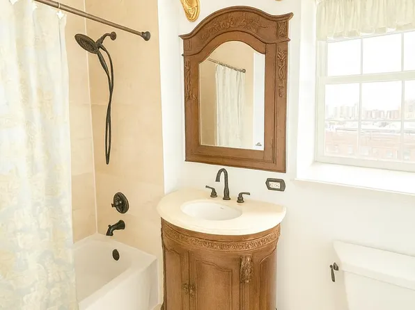 60 Oceana Drive West image 18 of 21