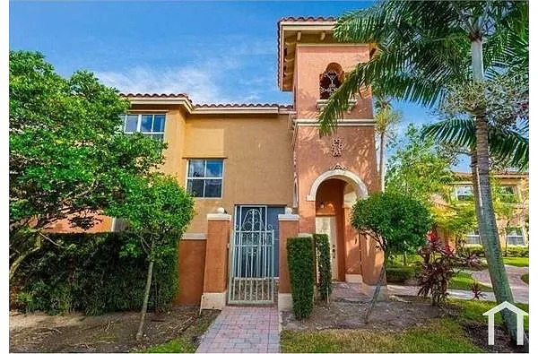 Building Photo - 1035 SW 144th Ave