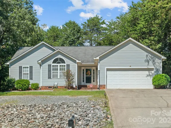 4553 Brave Ave, Maiden, NC 28650